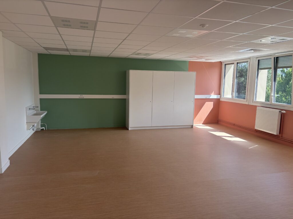 Rénovation et extension d'une école à Hesdin la Forêt